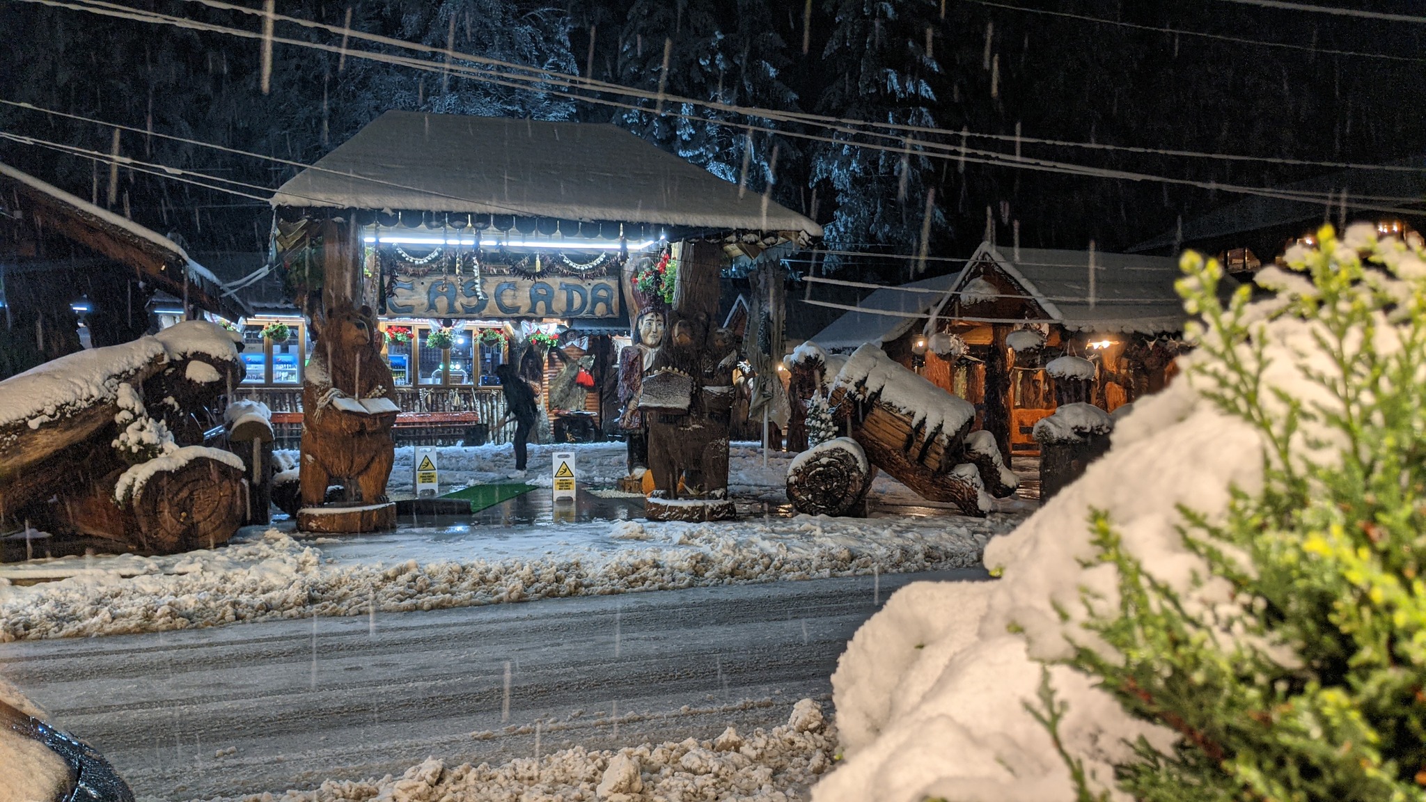 Galerie Restaurant Cascada Slănic Moldova - imagine 11